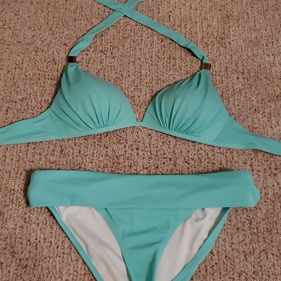 Victoria Secret Bikini - Picture 1 of 4